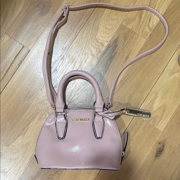 Steve Madden Handbags - Steve Madden pink mini crossbody purse